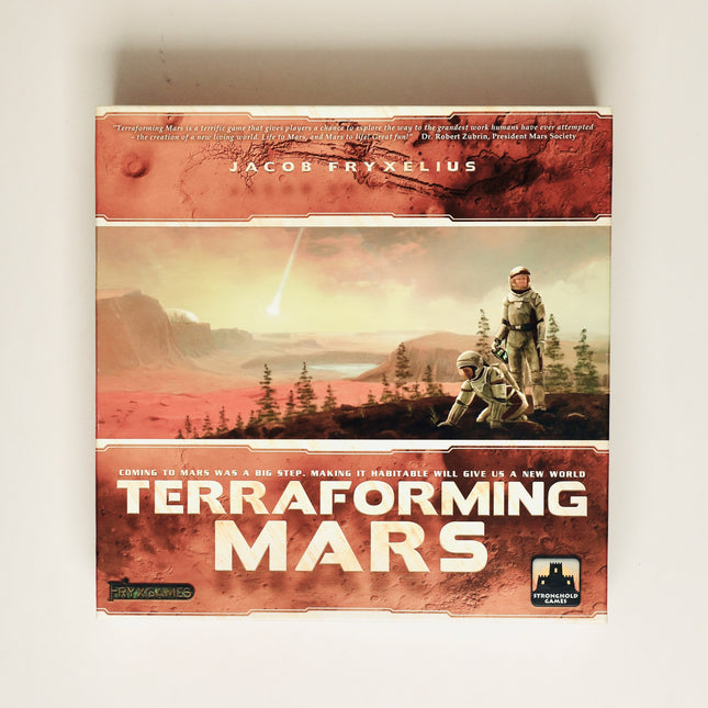 Terraforming Mars + 2 Expansions + 5 GameTrayz – Cards Sleeved VG+