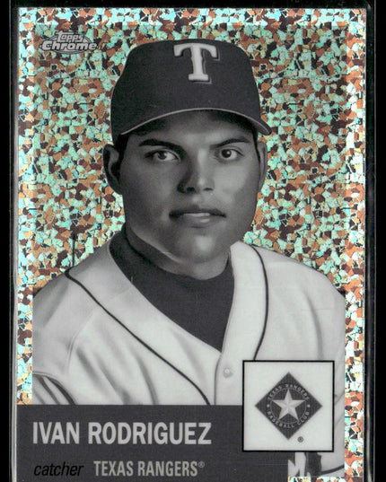 Ivan Rodriguez #355 2022 Topps Chrome Platinum Black/White Mini Diamond