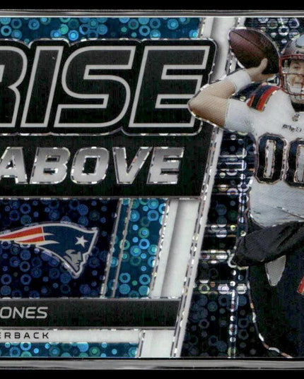 Mac Jones Rookie #140 2021 Panini Spectra Neon Blue #/60 New England Patriots